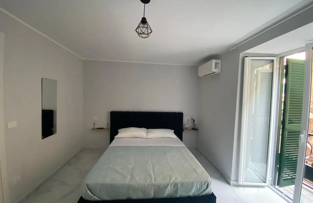 Isla Home-1